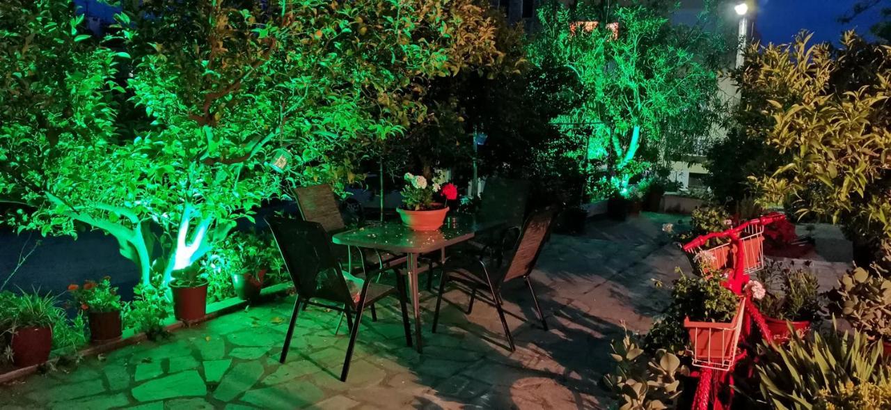 ネオス・マルマラスKaty'S House Centerアパートメント エクステリア 写真