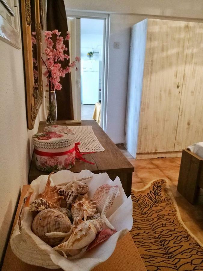 ネオス・マルマラスKaty'S House Centerアパートメント エクステリア 写真
